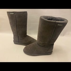 Bearpaw boots